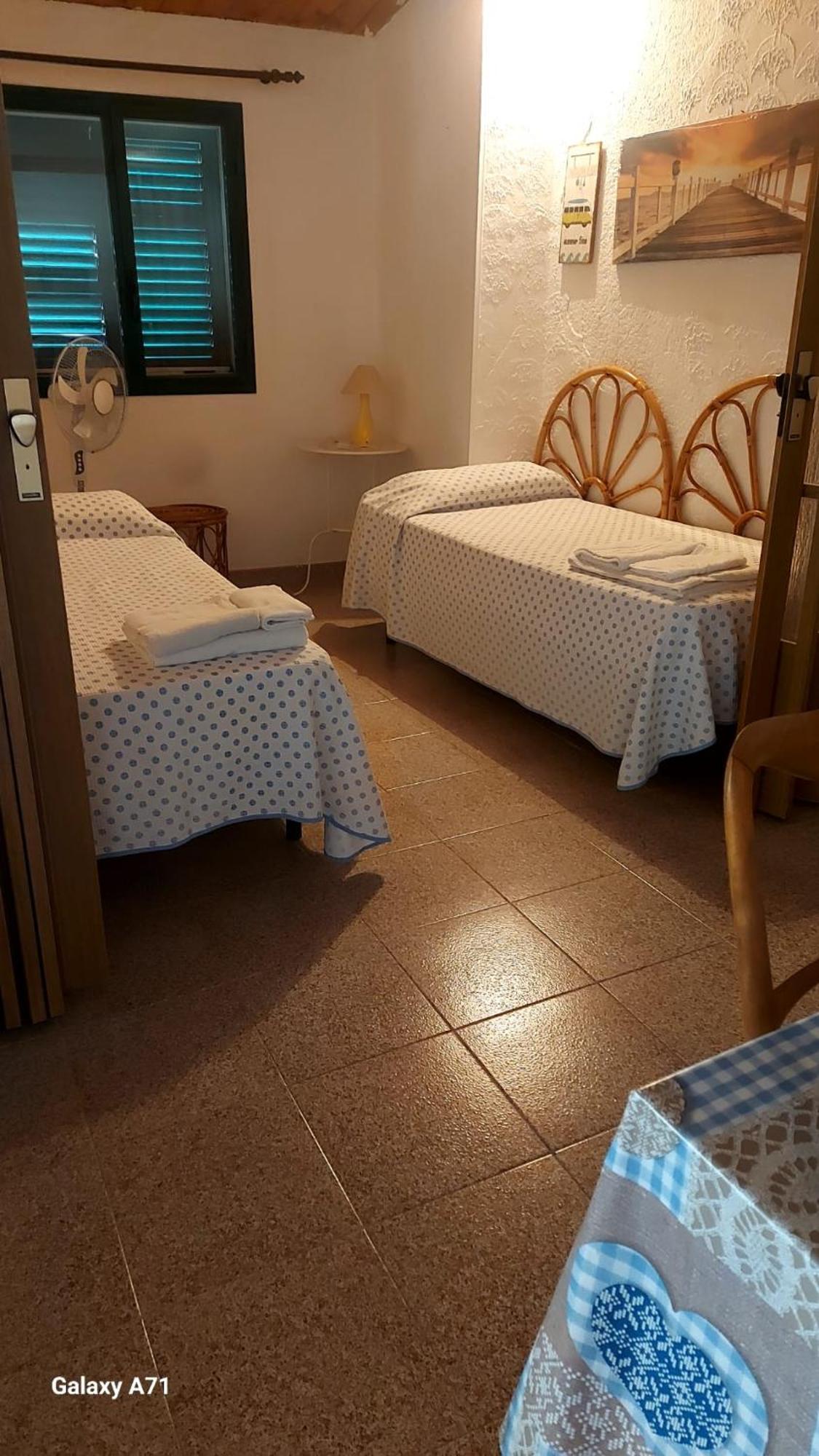 Casa Fronte Mare Puro Relax Cava dʼAliga Exterior foto