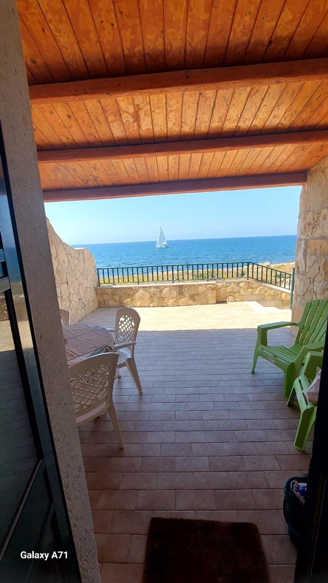 Casa Fronte Mare Puro Relax Cava dʼAliga Exterior foto